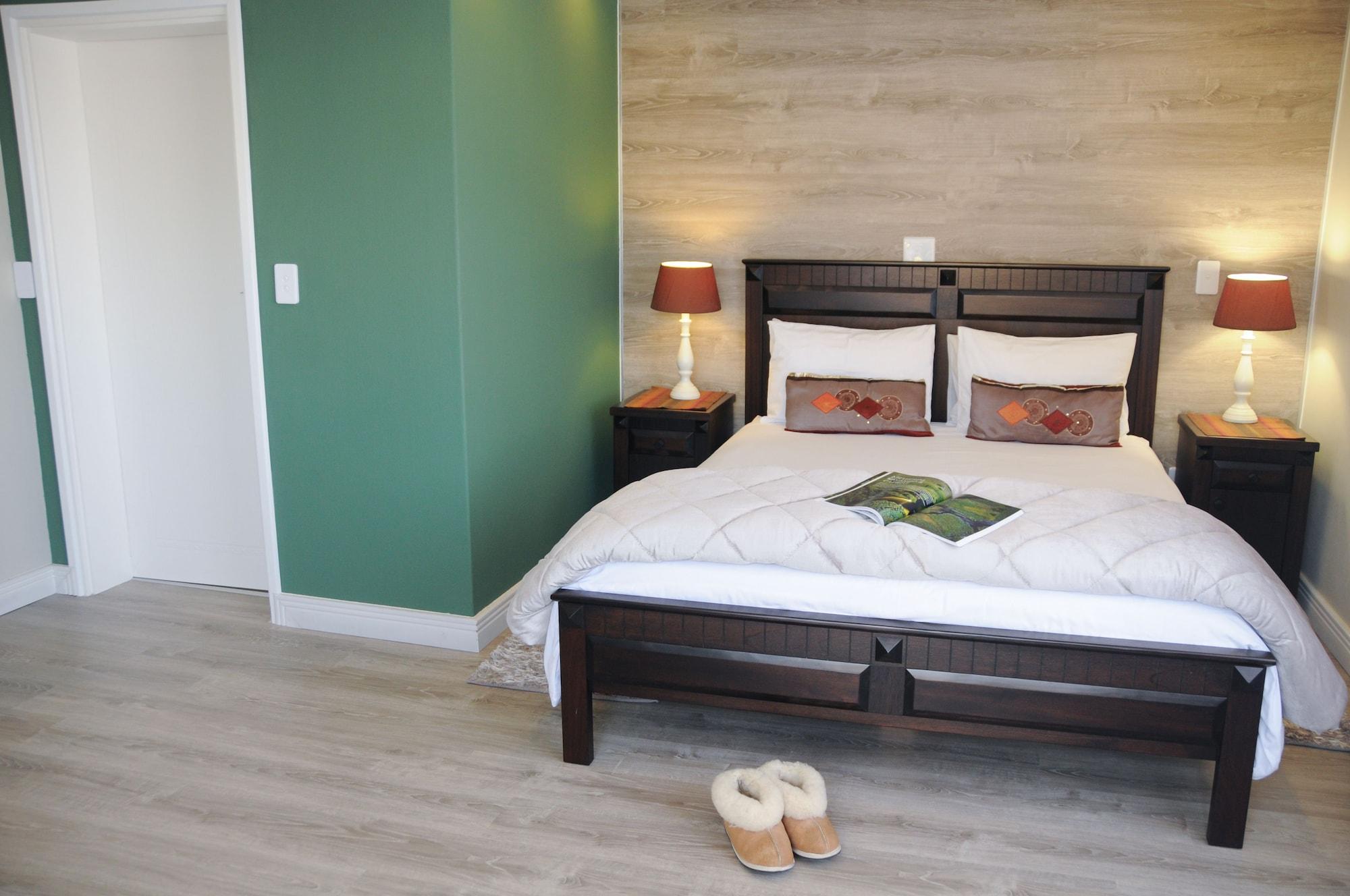 Sea Breeze Guesthouse Свакопмунд Экстерьер фото