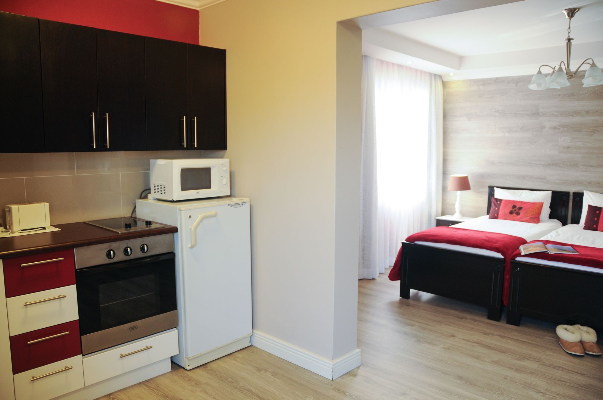 Sea Breeze Guesthouse Свакопмунд Экстерьер фото