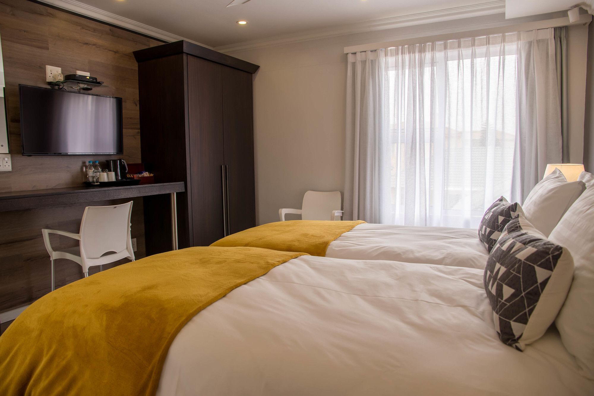 Sea Breeze Guesthouse Свакопмунд Экстерьер фото